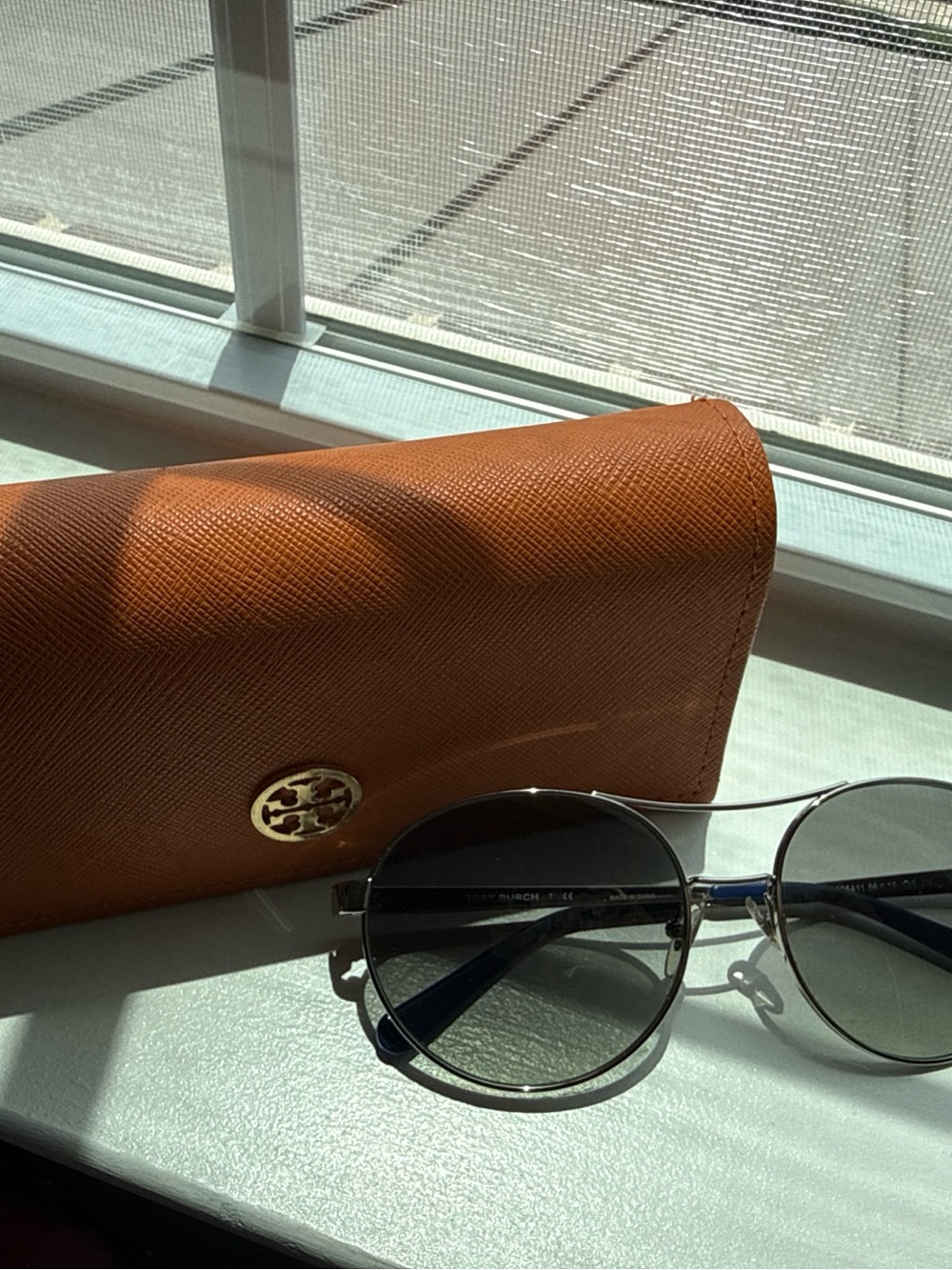 Tory Burch sunglasses (blue)